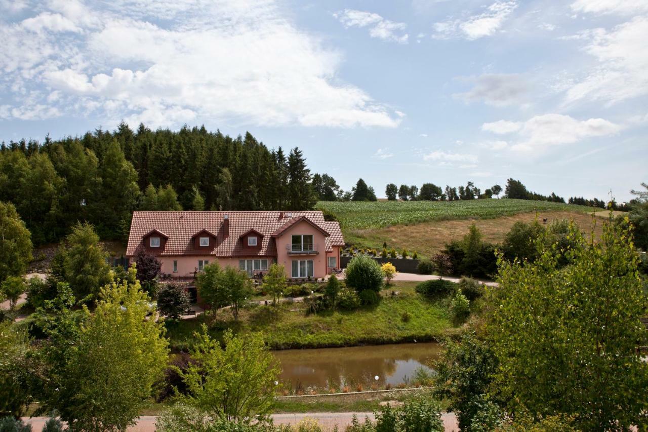 Resort Holiday Natural - Gosciniec Zacisze ชเมียวล์โน ภายนอก รูปภาพ